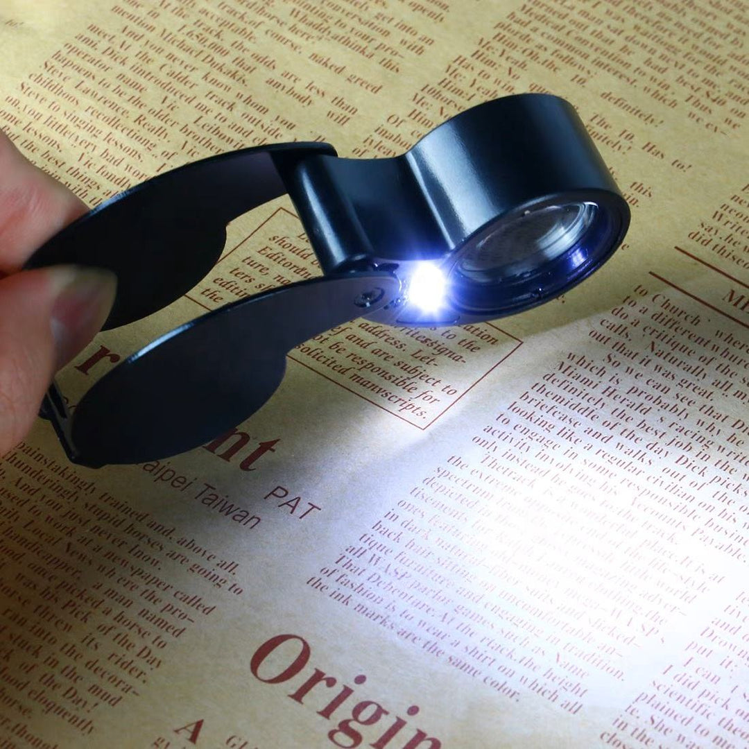 Illuminated 40 X Jewelers Eye Loupe Magnifier Glasses for Gems, Rocks Stamps & Coins (10 Pack)