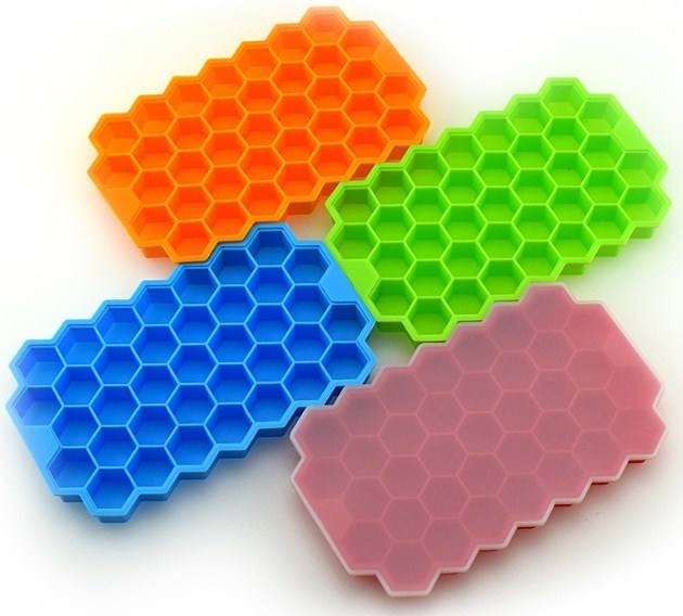 BPA Free Silicone Honey Comb Ice Cube Tray Leak Proof Whiskey Juice 37 Grid Ice Cube Trays with Lid