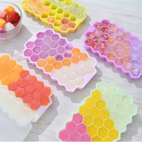 BPA Free Silicone Honey Comb Ice Cube Tray Leak Proof Whiskey Juice 37 Grid Ice Cube Trays with Lid