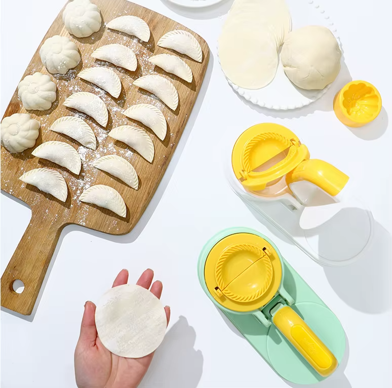 Multifunctional DIY Dumpling Skin Dough Presser (MOQ 10 Sets)