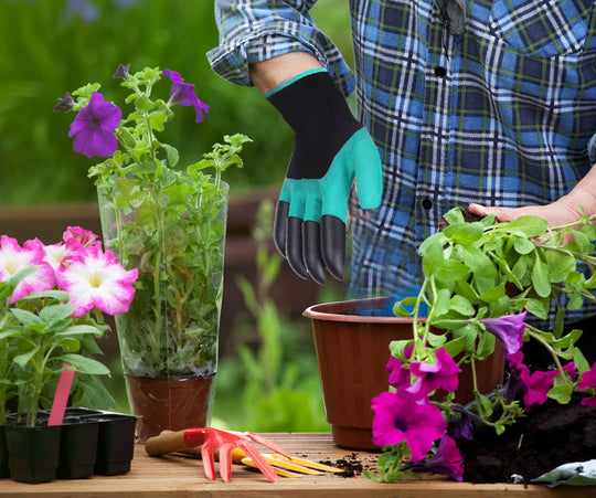 Garden Gloves with Claws Smooth Yard Work